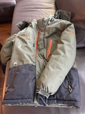 Gusti jacket size 10yrs